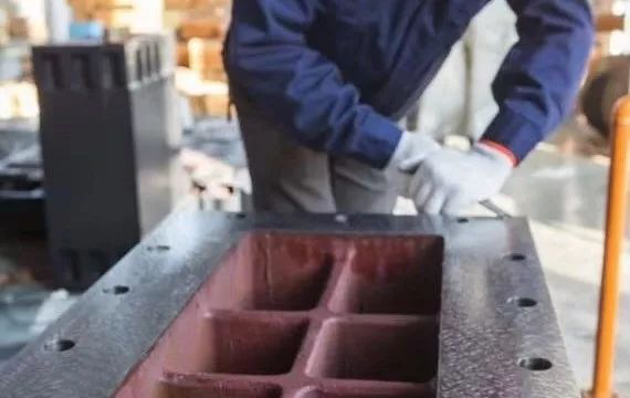 為什么精密機(jī)床都要手工鏟花？